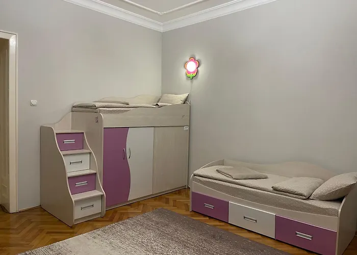 Простора Квартира Поряд Чну